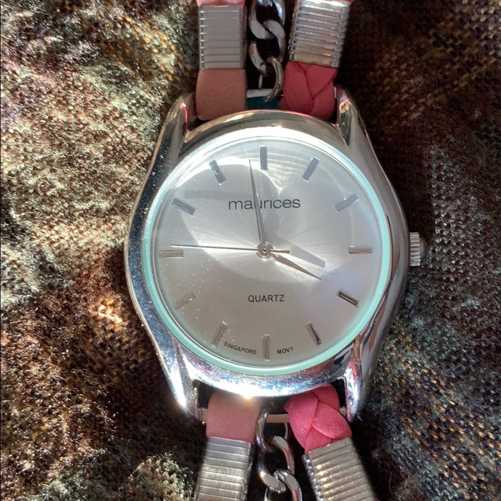 Watch - Picture 2 of 3